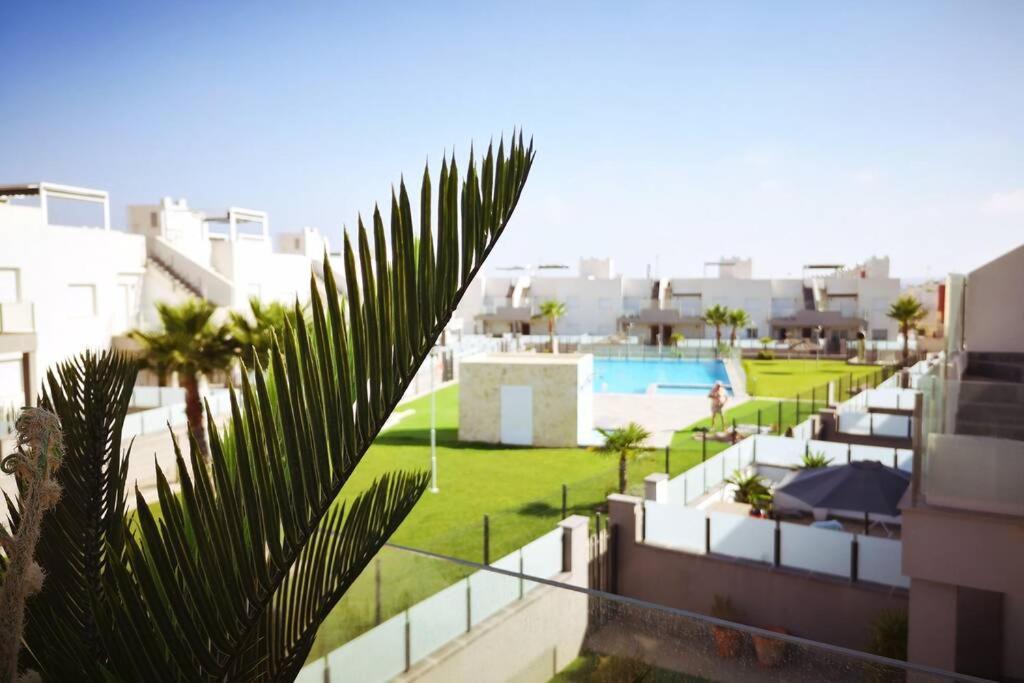 Black Sun. Modern Penthouse In Torrevieja Exterior photo